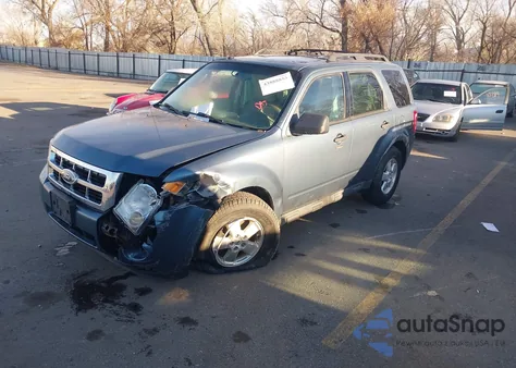 2010 Ford Escape Xlt from USA, damaged, VIN 1FMCU9DG4AKD46051